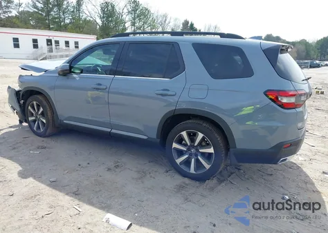 2023 Honda Pilot 2Wd Touring z USA, uszkodzony, nr VIN 5FNYG2H73PB000968